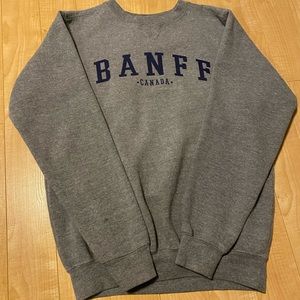 Banff crewneck